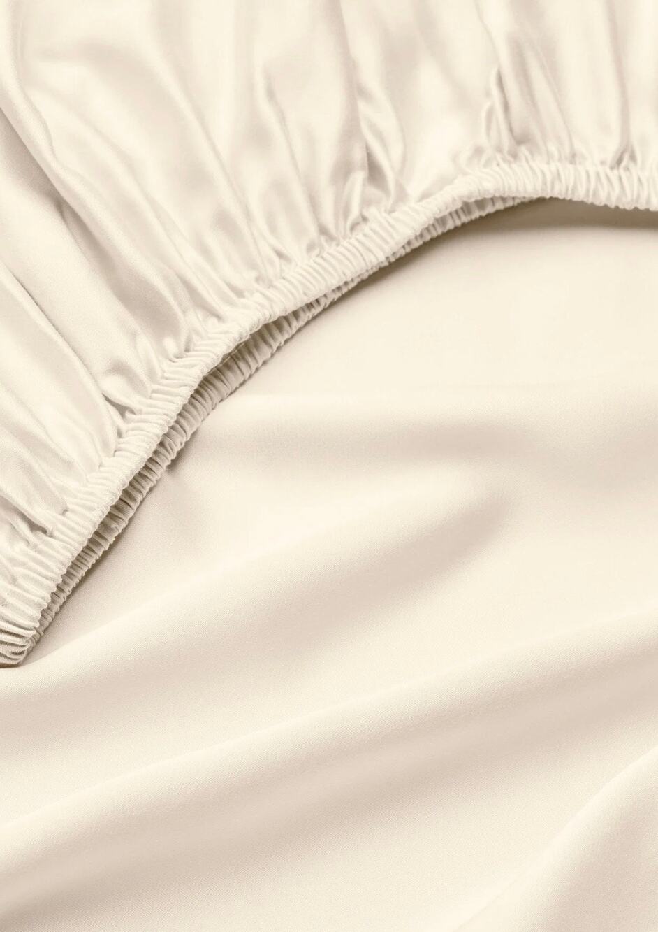 Cozy Earth - Bamboo Fitted Sheet - Queen - Tan